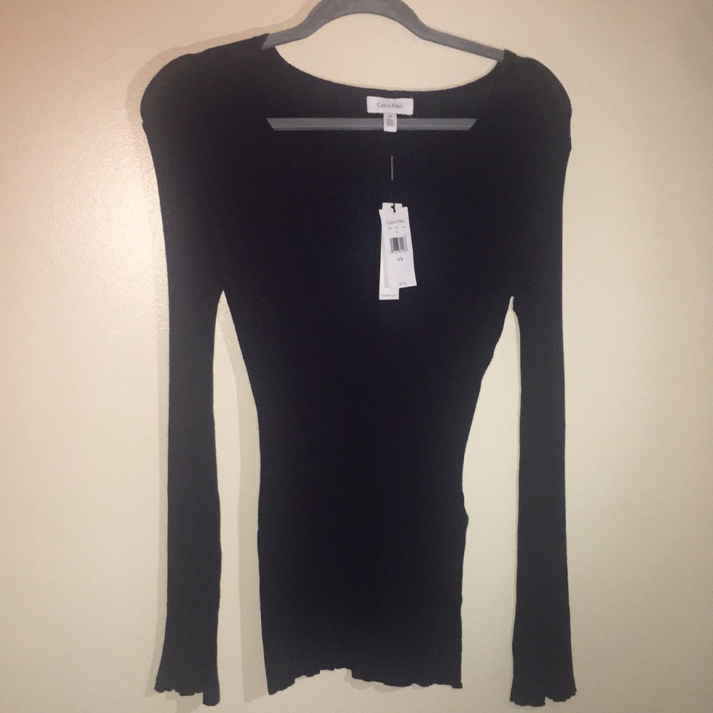 Women’s Calvin Klein long sleeve. Size S
